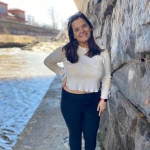 Meet your Posher, Anna